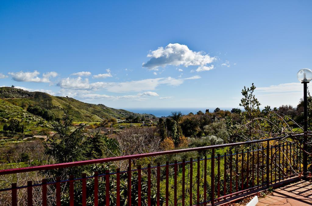 Agriturismo Etna-Mare Пиедимонте Етнео Екстериор снимка